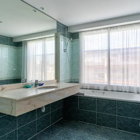 Arcachon: T3 Lumineux Avec Parking Prive, Acces Plage, Wifi - Fr-1-319-461 *